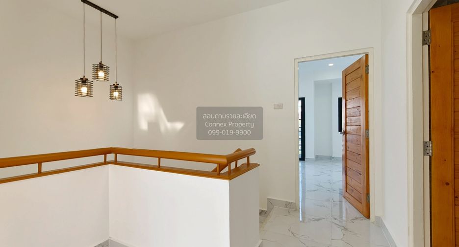 For sale 3 bedrooms townhouse in Bueng Kum, Bangkok