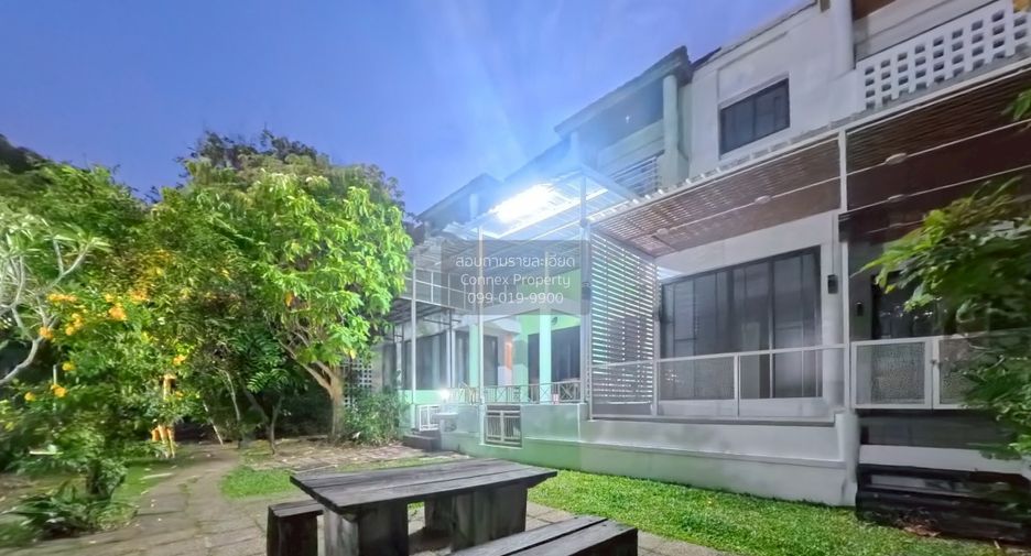For sale 3 bedrooms townhouse in Bueng Kum, Bangkok