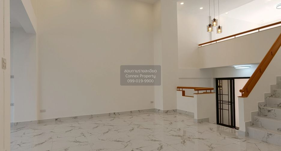 For sale 3 bedrooms townhouse in Bueng Kum, Bangkok