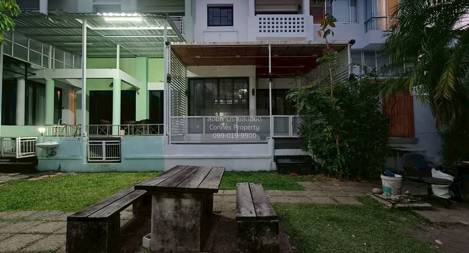 For sale 3 bedrooms townhouse in Bueng Kum, Bangkok