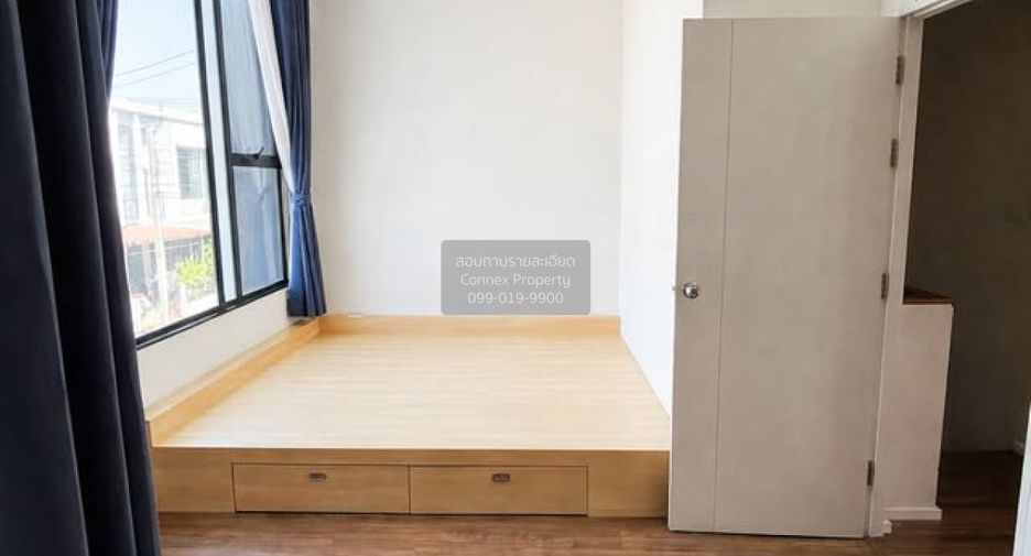 For sale 3 bedrooms townhouse in Bang Kruai, Nonthaburi