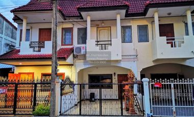 For sale 3 bedrooms townhouse in Mueang Pathum Thani, Pathum Thani
