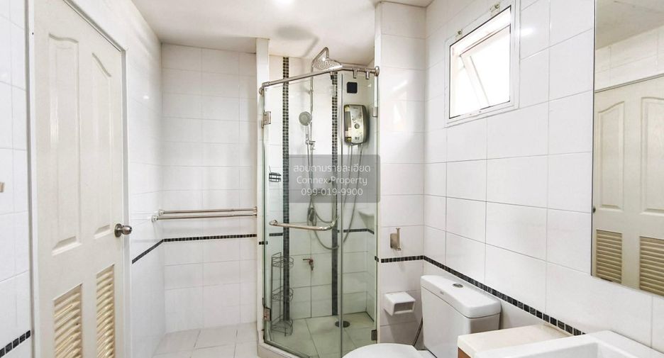 For sale 3 bedrooms house in Prawet, Bangkok