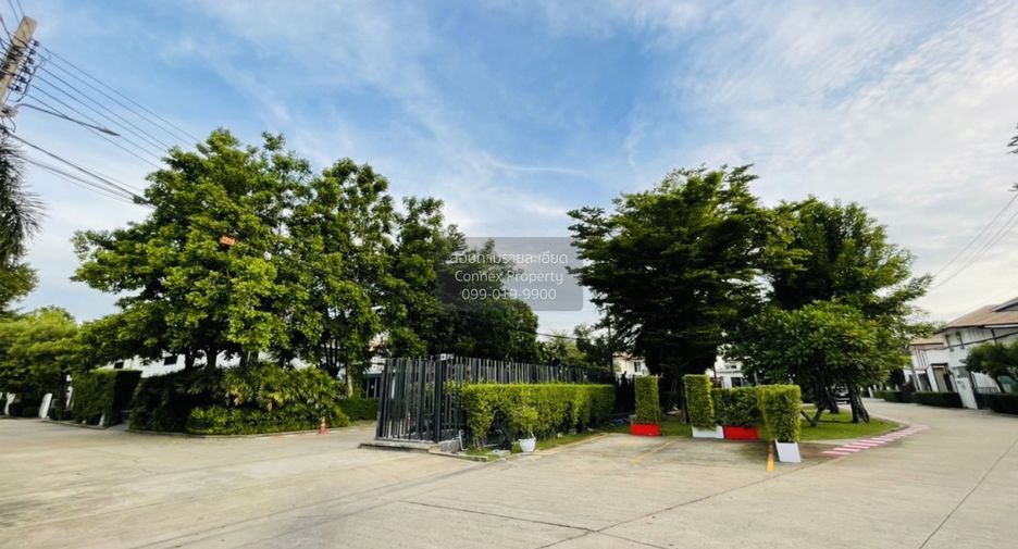 For sale 3 bedrooms house in Chom Thong, Bangkok
