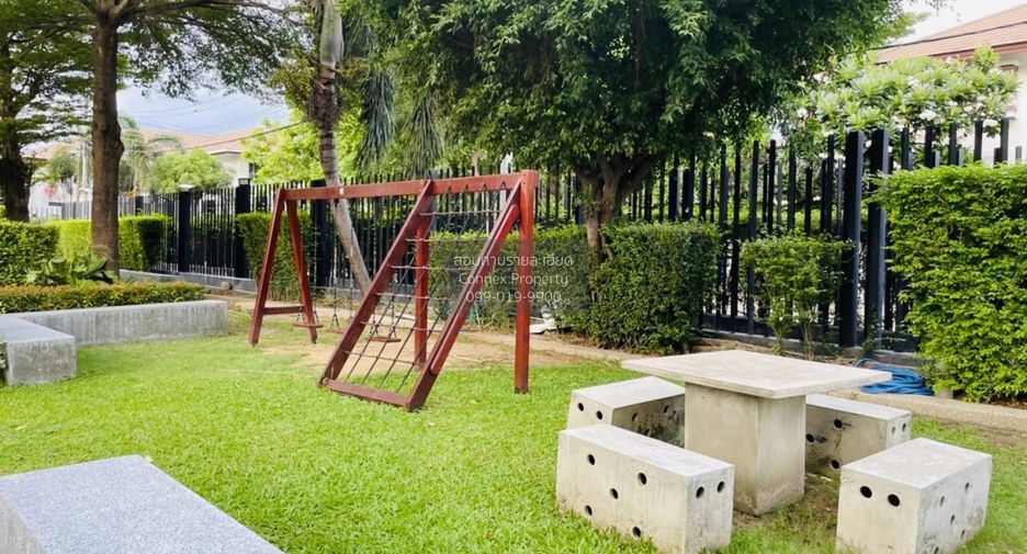 For sale 3 bedrooms house in Chom Thong, Bangkok