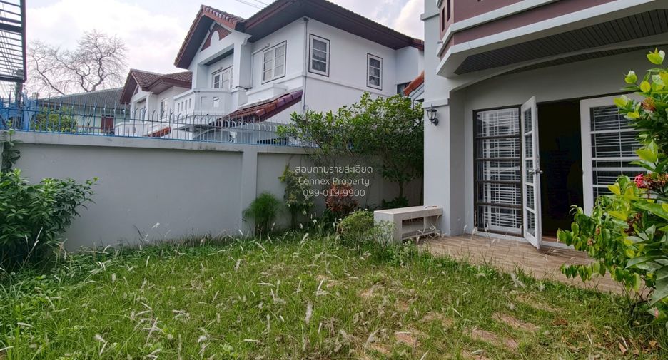 For sale 3 bedrooms house in Thawi Watthana, Bangkok