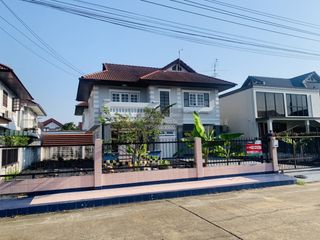Продажа 3 спальни дом в Bang Bua Thong, Нонтабури