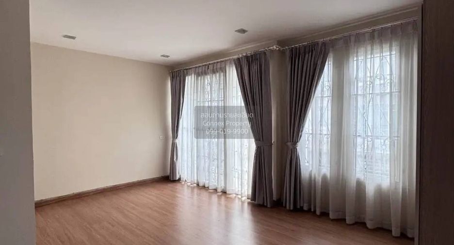 À vendre 5 chambres maison de ville à Bueng Kum, Bangkok
