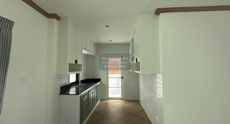 For sale 3 bedrooms house in Thanyaburi, Pathum Thani