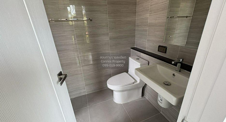 For sale 4 bedrooms house in Mueang Samut Prakan, Samut Prakan