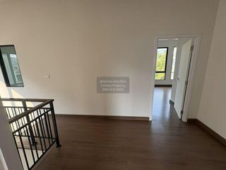 出售 4 卧室 独立屋 在 Mueang Samut Prakan, Samut Prakan