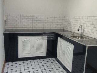 For sale 3 bedrooms townhouse in Bang Khae, Bangkok