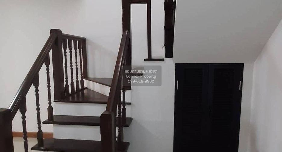 Reihenhaus zum Kauf mit 3 Zimmer in Bang Khae, Bangkok