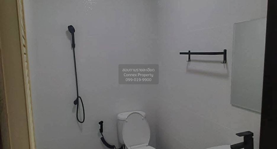 Reihenhaus zum Kauf mit 3 Zimmer in Bang Khae, Bangkok