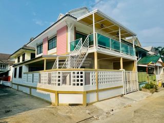 出售 4 卧室 联排别墅 在 Bang Bua Thong, Nonthaburi