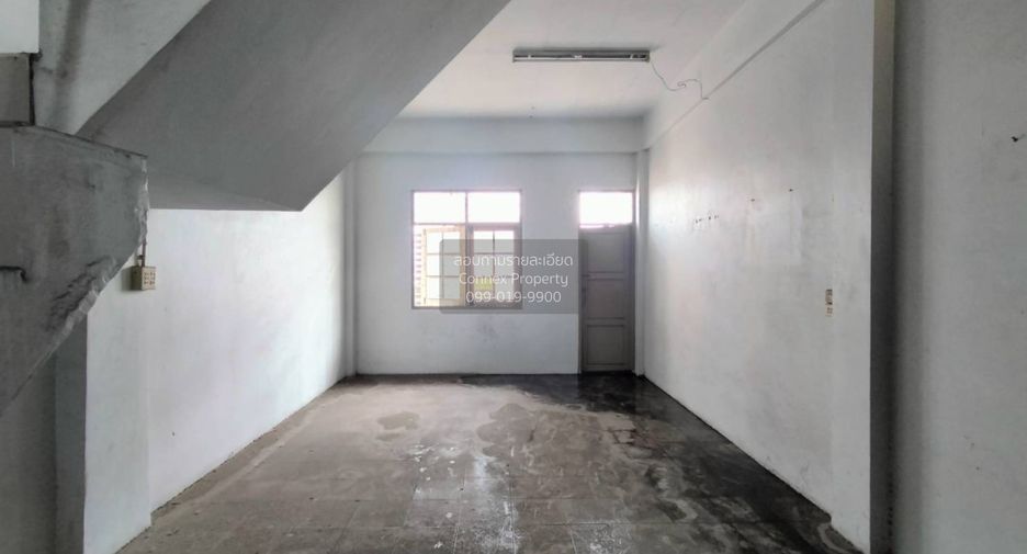 For sale 3 ベッドルーム retail Space in Mueang Samut Sakhon, Samut Sakhon