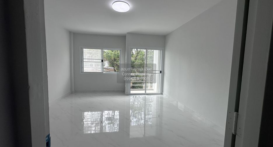 For sale 3 bedrooms townhouse in Thanyaburi, Pathum Thani
