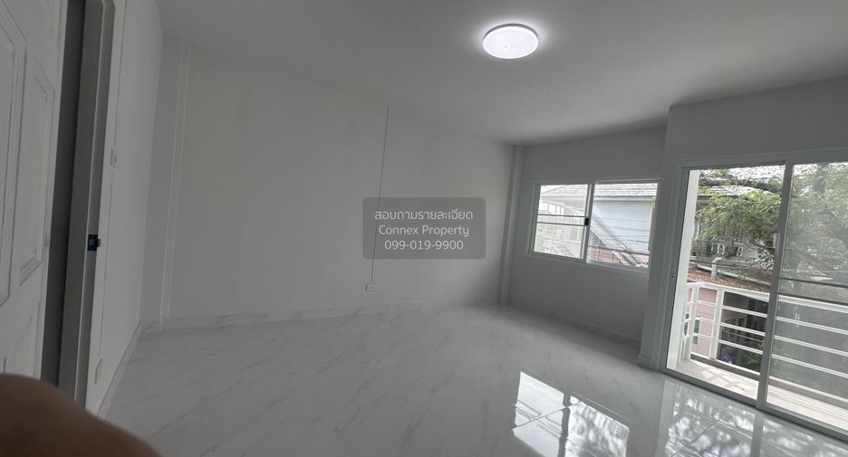 For sale 3 bedrooms townhouse in Thanyaburi, Pathum Thani