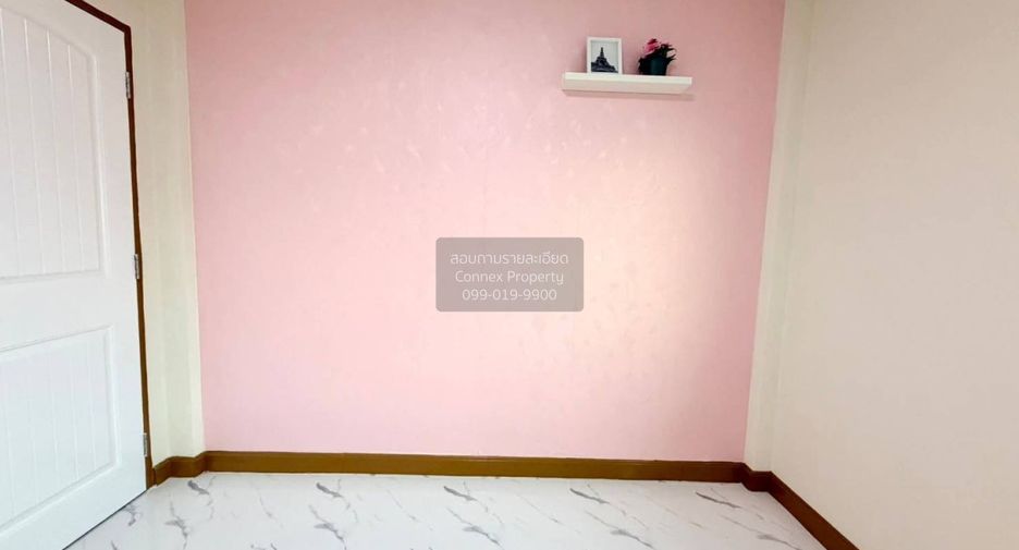 Reihenhaus zum Kauf mit 2 Zimmer in Mueang Samut Prakan, Samut Prakan