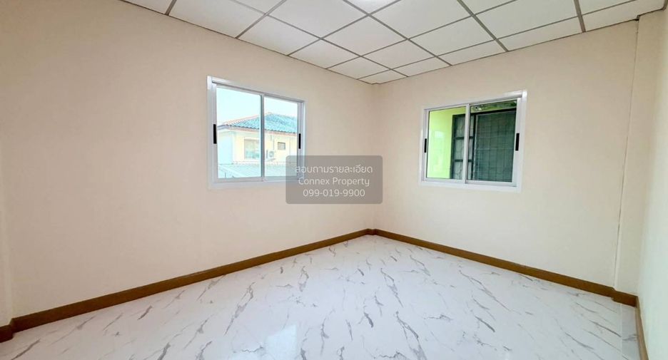 Reihenhaus zum Kauf mit 2 Zimmer in Mueang Samut Prakan, Samut Prakan