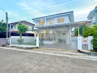 Haus zum Kauf mit 3 Zimmer in Bang Bua Thong, Nonthaburi