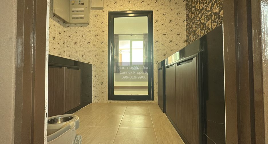 For sale 5 bedrooms house in Thanyaburi, Pathum Thani