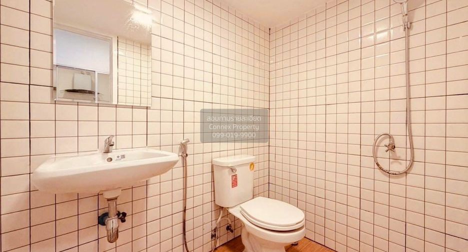 For sale 3 bedrooms townhouse in Bang Phli, Samut Prakan