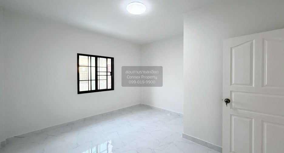 For sale 2 bedrooms townhouse in Khlong Sam Wa, Bangkok