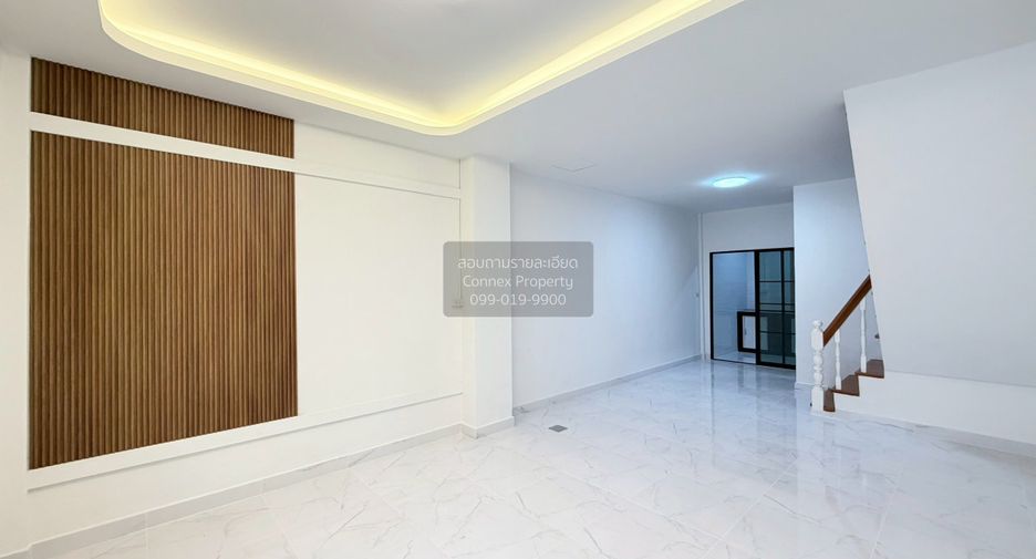 For sale 2 bedrooms townhouse in Khlong Sam Wa, Bangkok