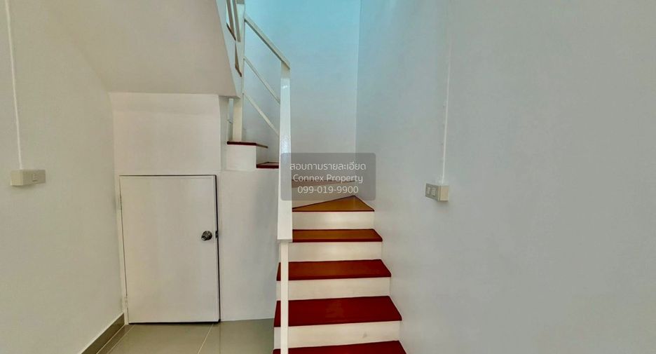 For sale 3 bedrooms townhouse in Sai Noi, Nonthaburi