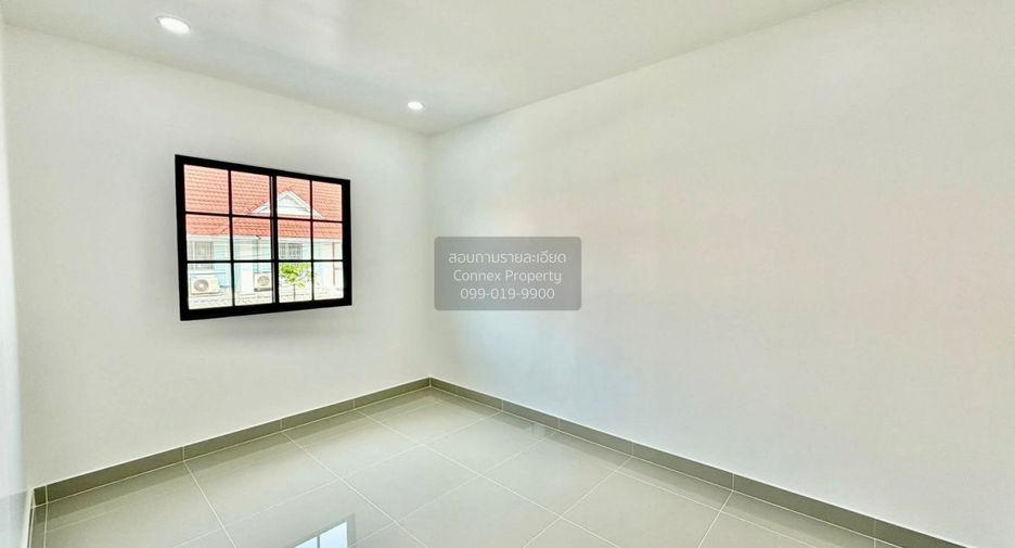 For sale 3 bedrooms townhouse in Sai Noi, Nonthaburi
