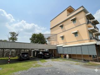 For sale 6 bedrooms townhouse in Sai Mai, Bangkok
