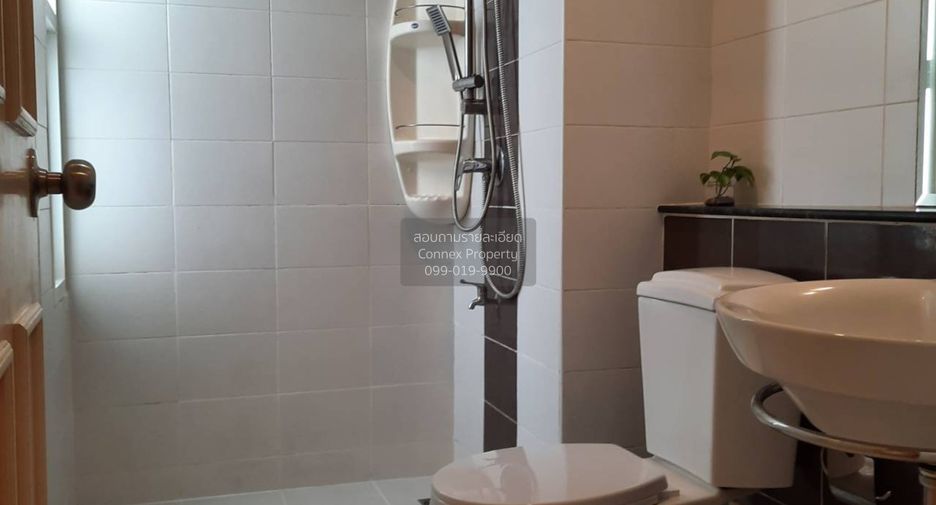 For sale 3 bedrooms townhouse in Prawet, Bangkok
