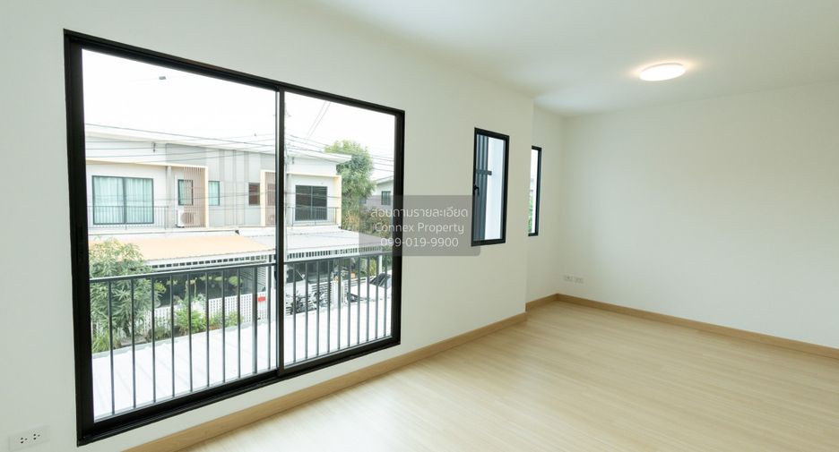 For sale 3 bedrooms townhouse in Prawet, Bangkok