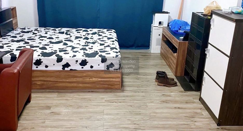 For sale 3 bedrooms house in Bang Khun Thian, Bangkok