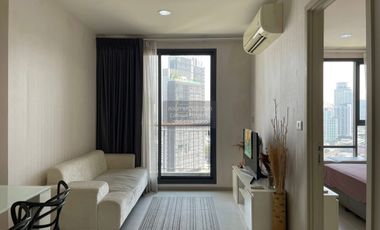 À vendre 1 chambre condo à Khlong Toei, Bangkok