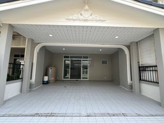Casa adosada en venta de 3 habitaciones en Mueang Nonthaburi, Nonthaburi