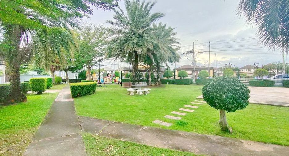 Haus zum Kauf mit 6 Zimmer in Bang Bua Thong, Nonthaburi