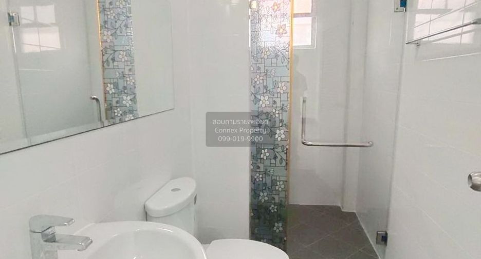 Haus zum Kauf mit 6 Zimmer in Bang Bua Thong, Nonthaburi