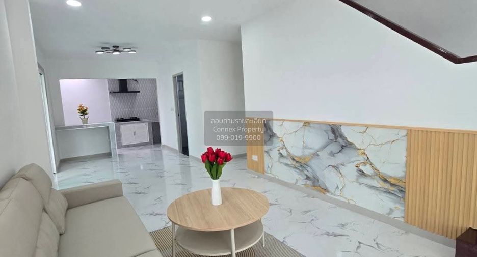 À vendre 3 chambres maison de ville à Bang Bua Thong, Nonthaburi