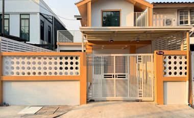 For sale 3 bedrooms house in Lat Phrao, Bangkok
