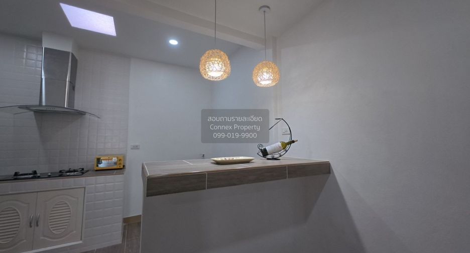 For sale 2 bedrooms townhouse in Khlong Sam Wa, Bangkok