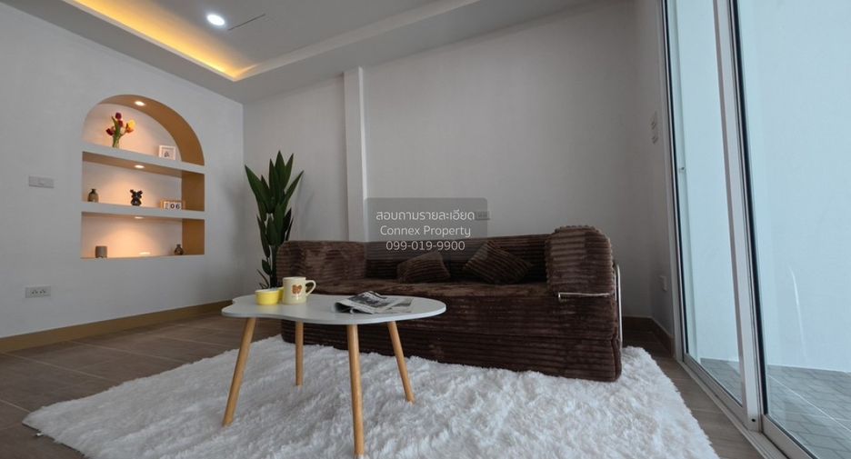 For sale 2 bedrooms townhouse in Khlong Sam Wa, Bangkok