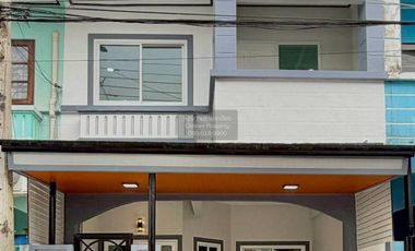 Reihenhaus zum Kauf mit 4 Zimmer in Bang Bua Thong, Nonthaburi