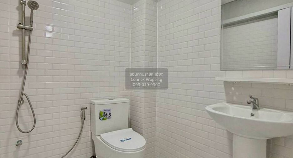 À vendre 4 chambres maison de ville à Bang Bua Thong, Nonthaburi