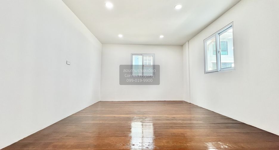 For rent 3 bedrooms house in Bang Kapi, Bangkok