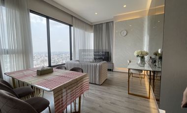 À louer 2 chambres condo à Watthana, Bangkok