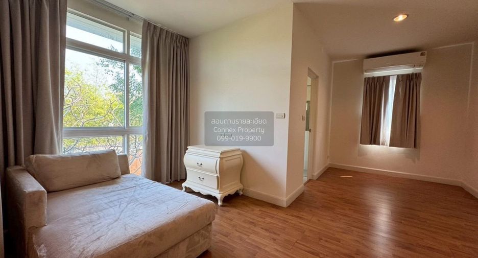 For rent 3 bedrooms house in Khan Na Yao, Bangkok