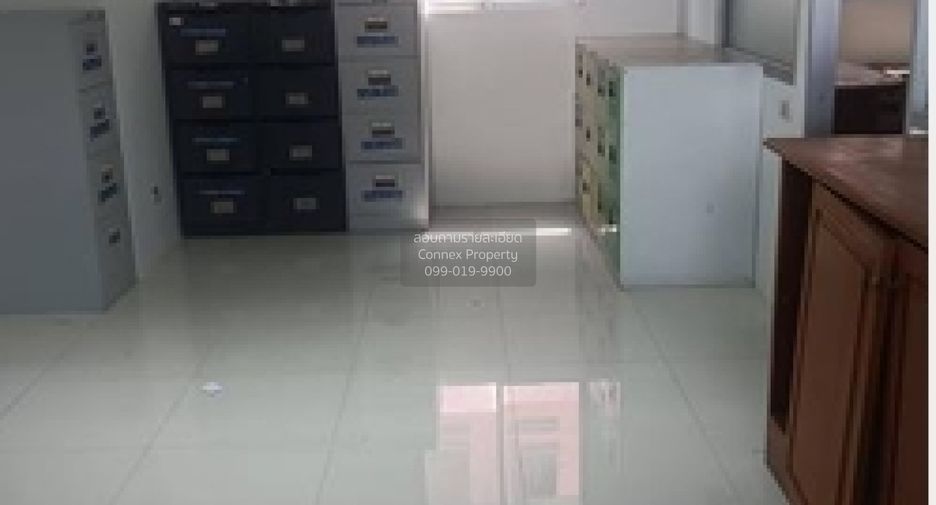 For rent 5 bedrooms retail Space in Mueang Nonthaburi, Nonthaburi