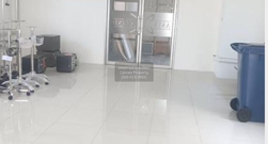 For rent 5 bedrooms retail Space in Mueang Nonthaburi, Nonthaburi